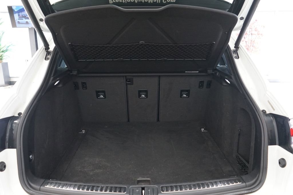 Used 2019 Porsche Macan image 52