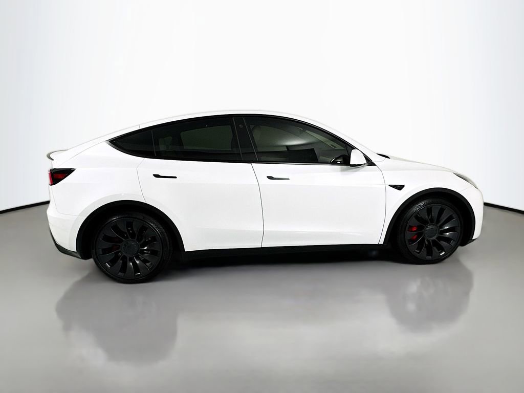 Used 2021 Tesla Model Y Performance image 9