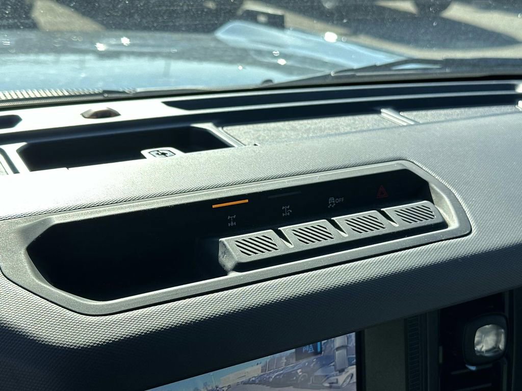 Used 2021 Ford Bronco Black Diamond image 13