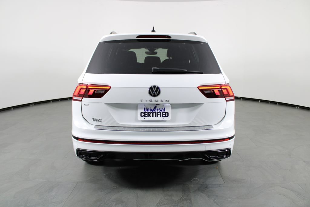 Used 2022 Volkswagen Tiguan SE R-Line image 9