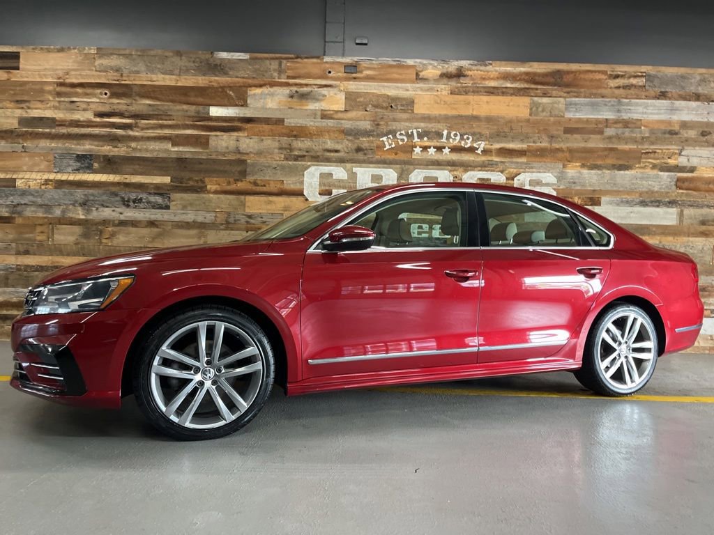 Used 2016 Volkswagen Passat 1.8T R-Line FWD image 16