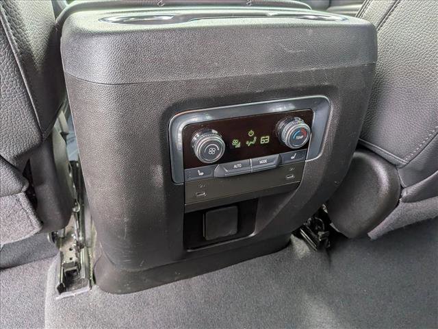 Used 2025 GMC Yukon XL Denali image 20