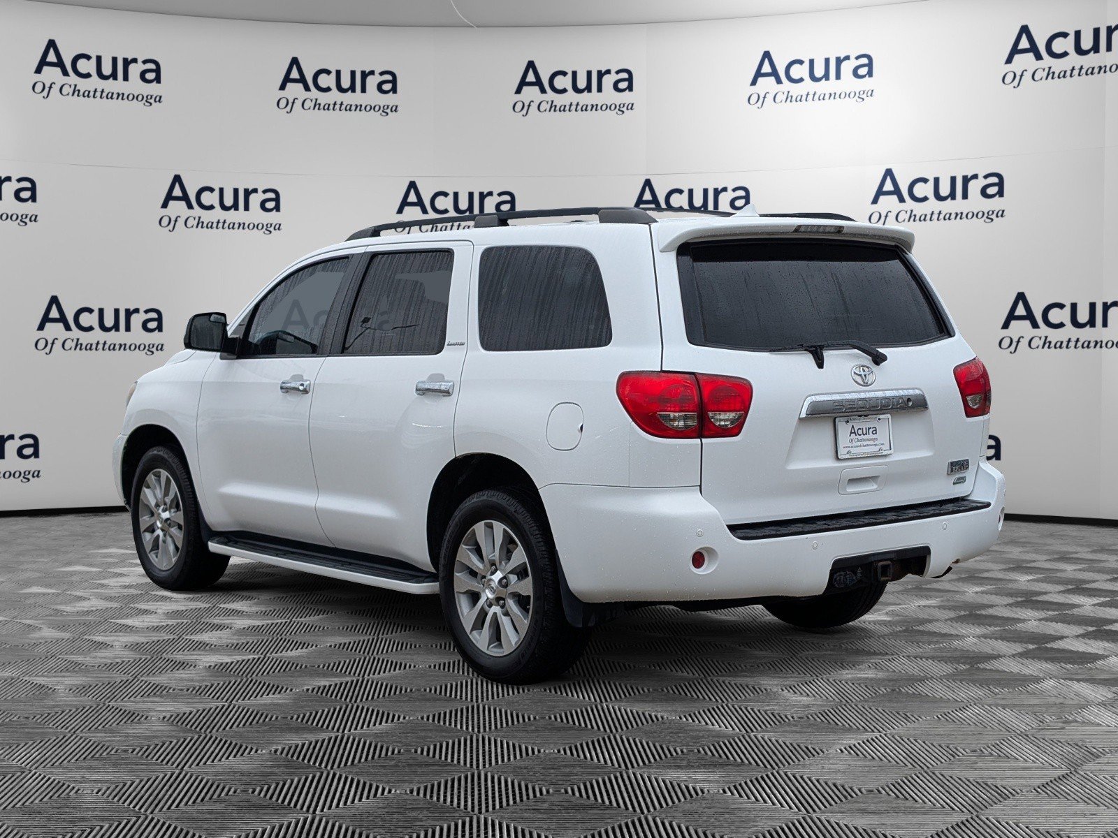 Used 2014 Toyota Sequoia Limited image 5