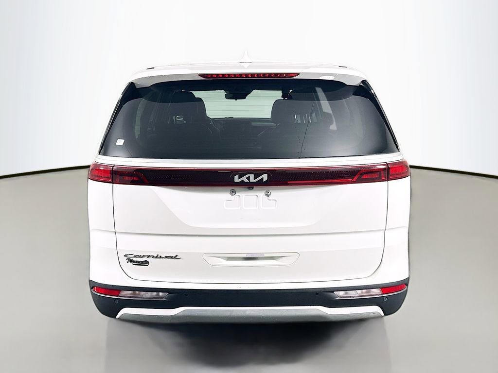 Used 2022 Kia Carnival LX FWD image 6