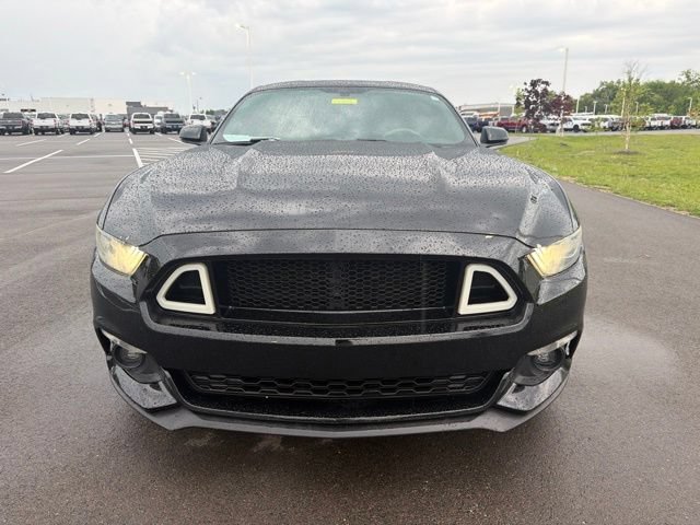 Used 2017 Ford Mustang Premium RWD image 3