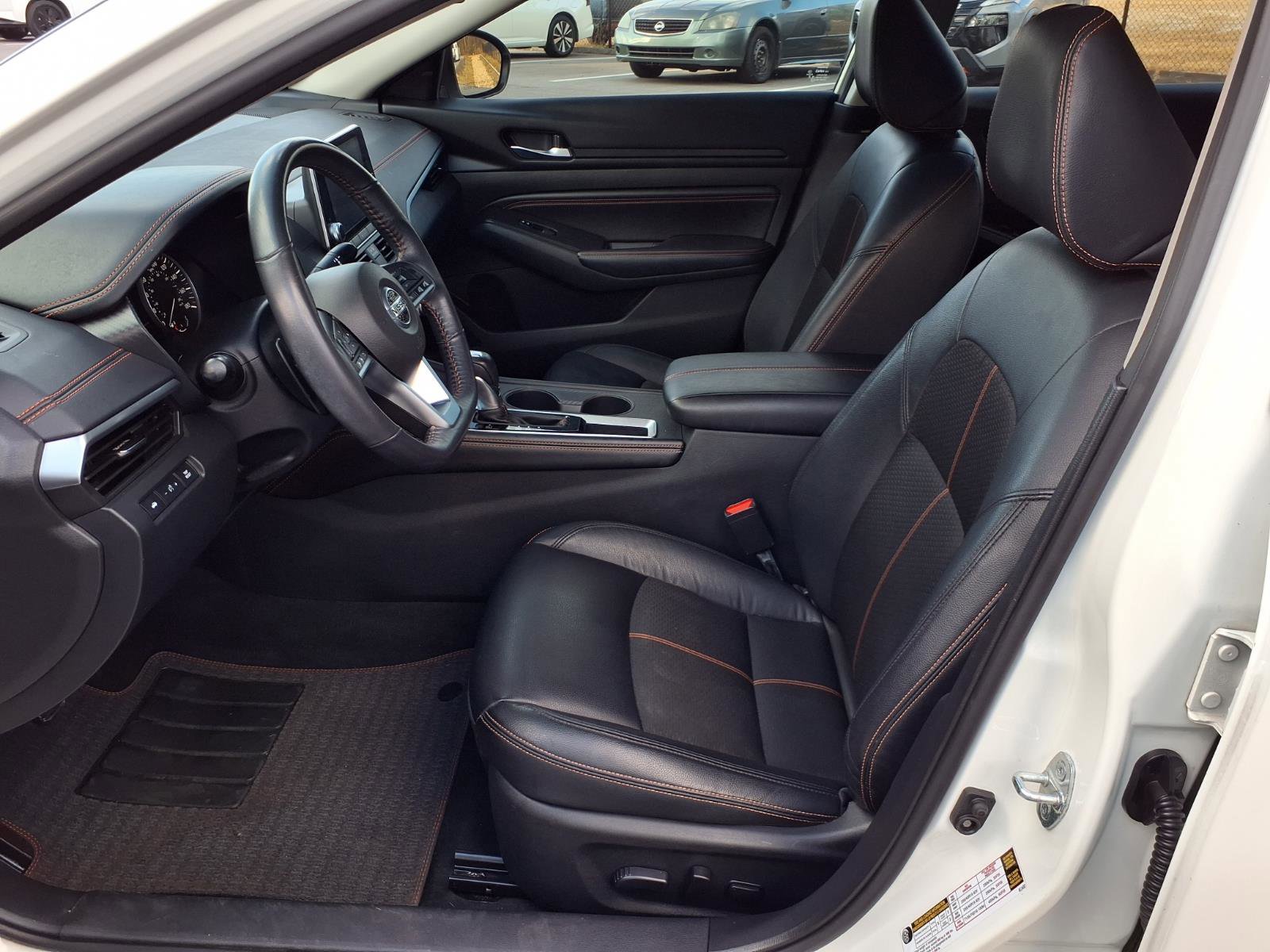 Used 2022 Nissan Altima 2.0 SR image 11