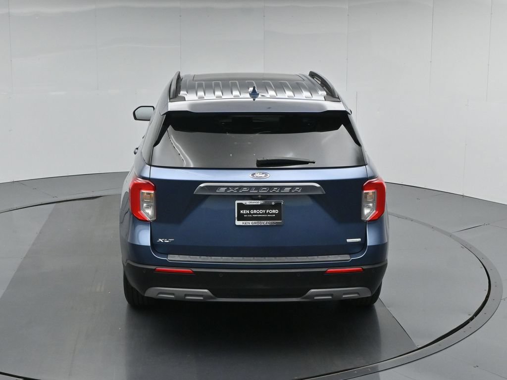 Certified 2020 Ford Explorer XLT w/ Equipment Group 202A RWD image 46