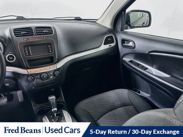 Used 2019 Dodge Journey SE FWD image 28