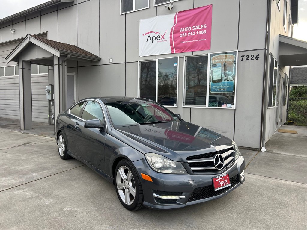 Used 2015 Mercedes-Benz C 250 Coupe image 1