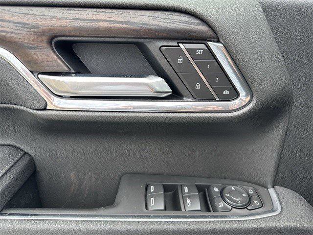 New 2025 GMC Sierra 1500 SLT w/ SLT Premium Package image 13