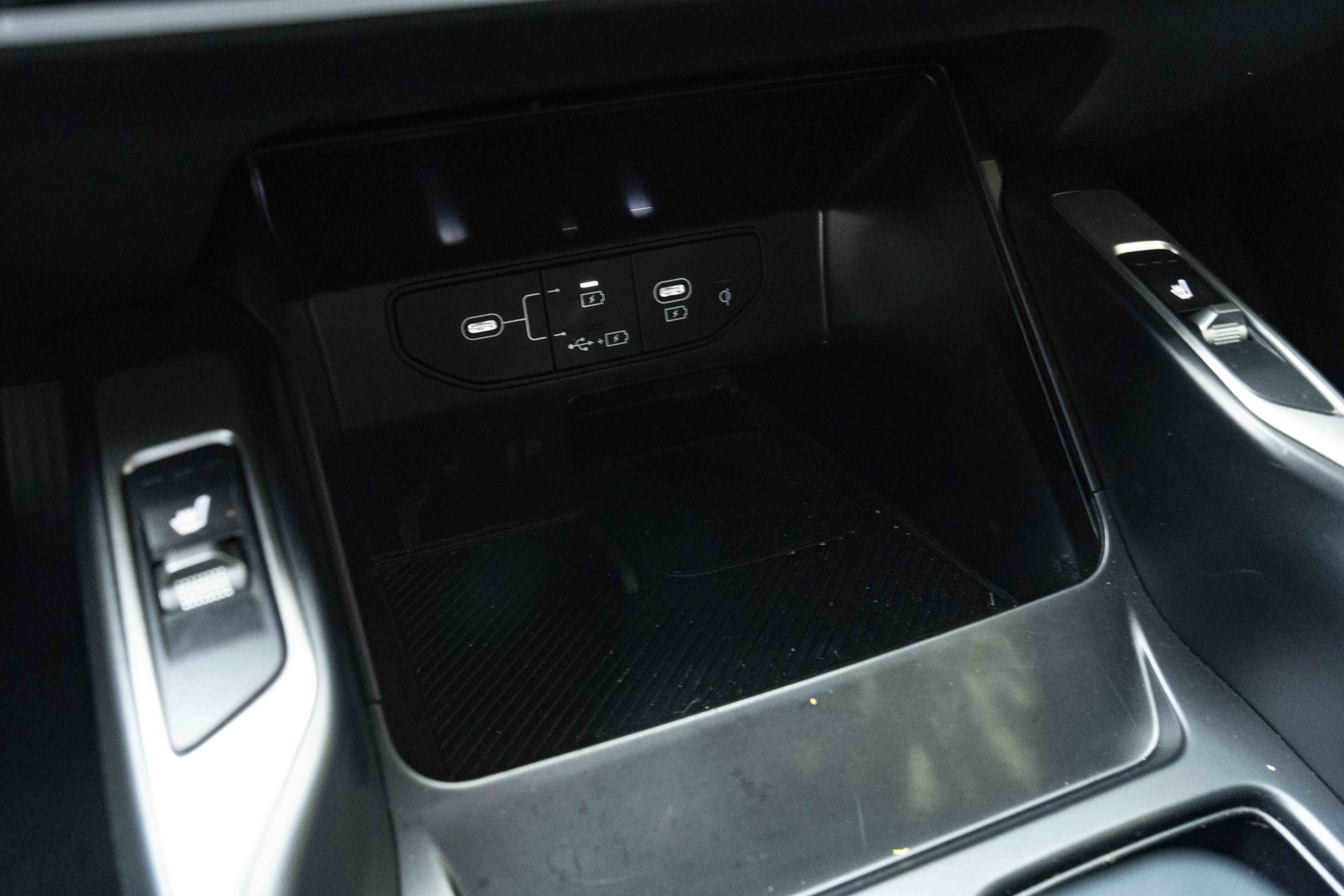 Used 2026 Kia Sorento S w/ S Panoramic Sunroof Package FWD image 31