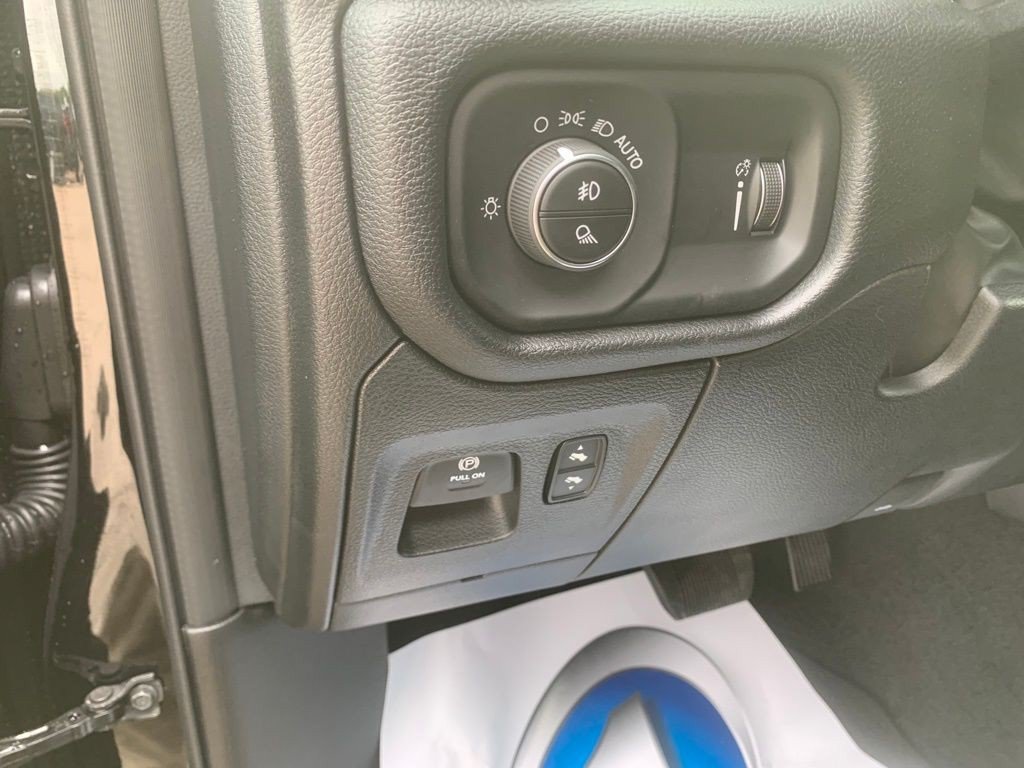 New 2026 RAM 1500 Big Horn AWD/4WD image 13