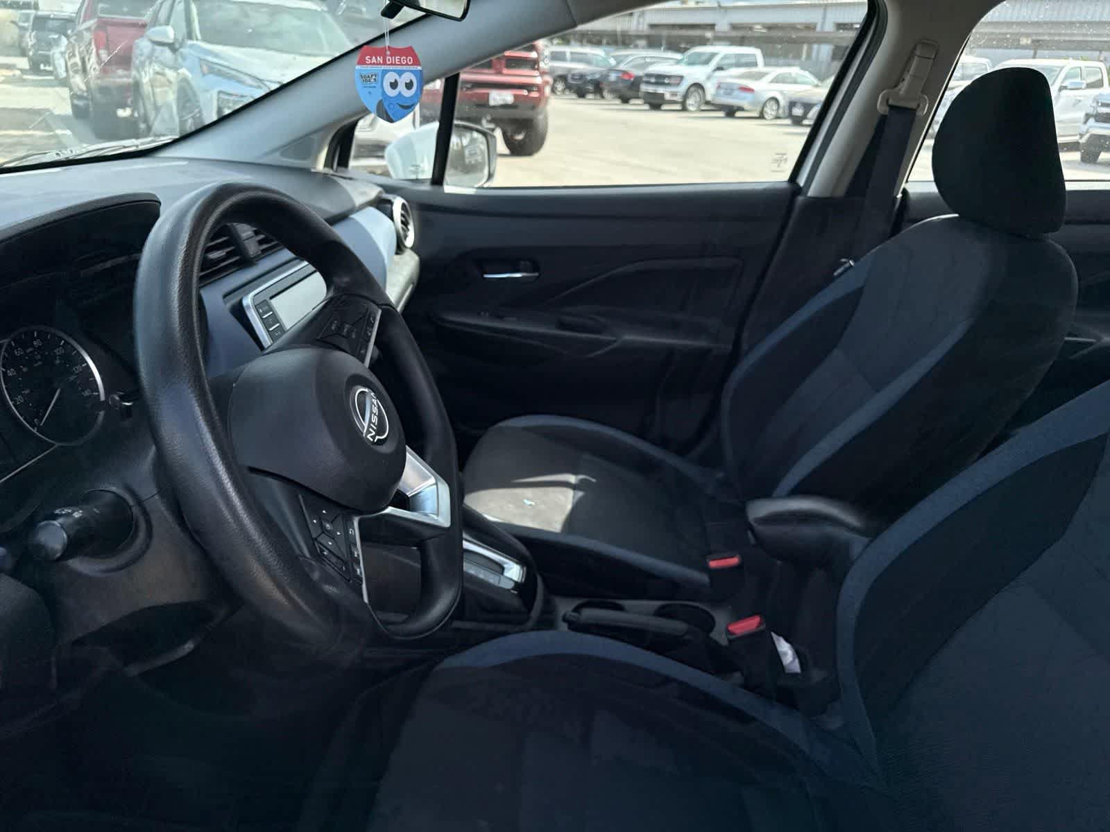 Used 2023 Nissan Versa SV FWD image 15