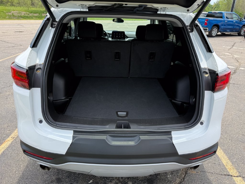 Certified 2024 Chevrolet Blazer LT w/ Convenience Package FWD image 5