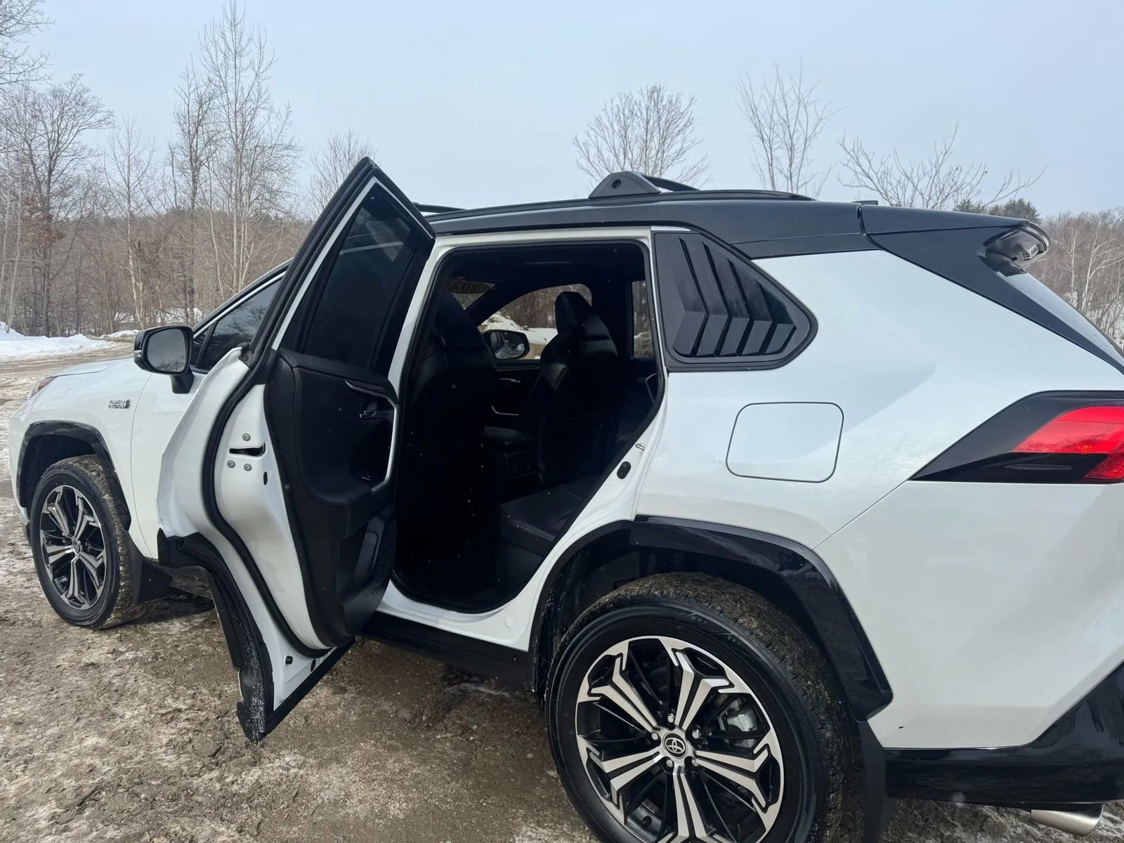 Used 2023 Toyota RAV4 XSE w/ Weather Package image 23