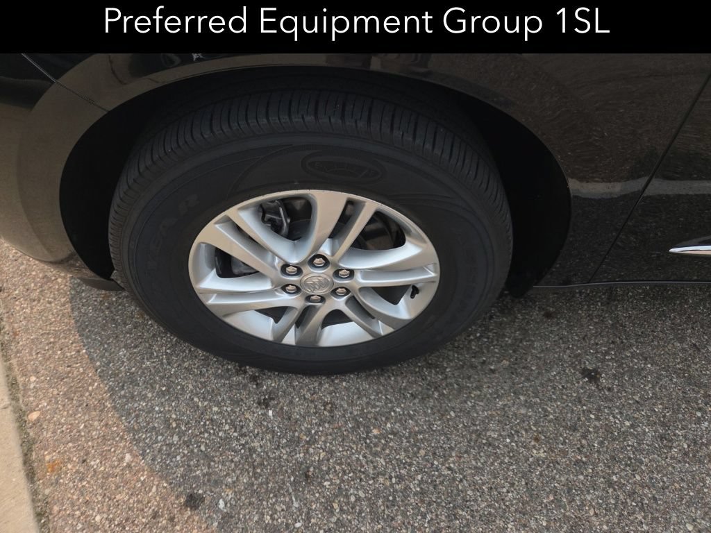 Used 2021 Buick Enclave Essence w/ Sound and Sites Package AWD/4WD image 9