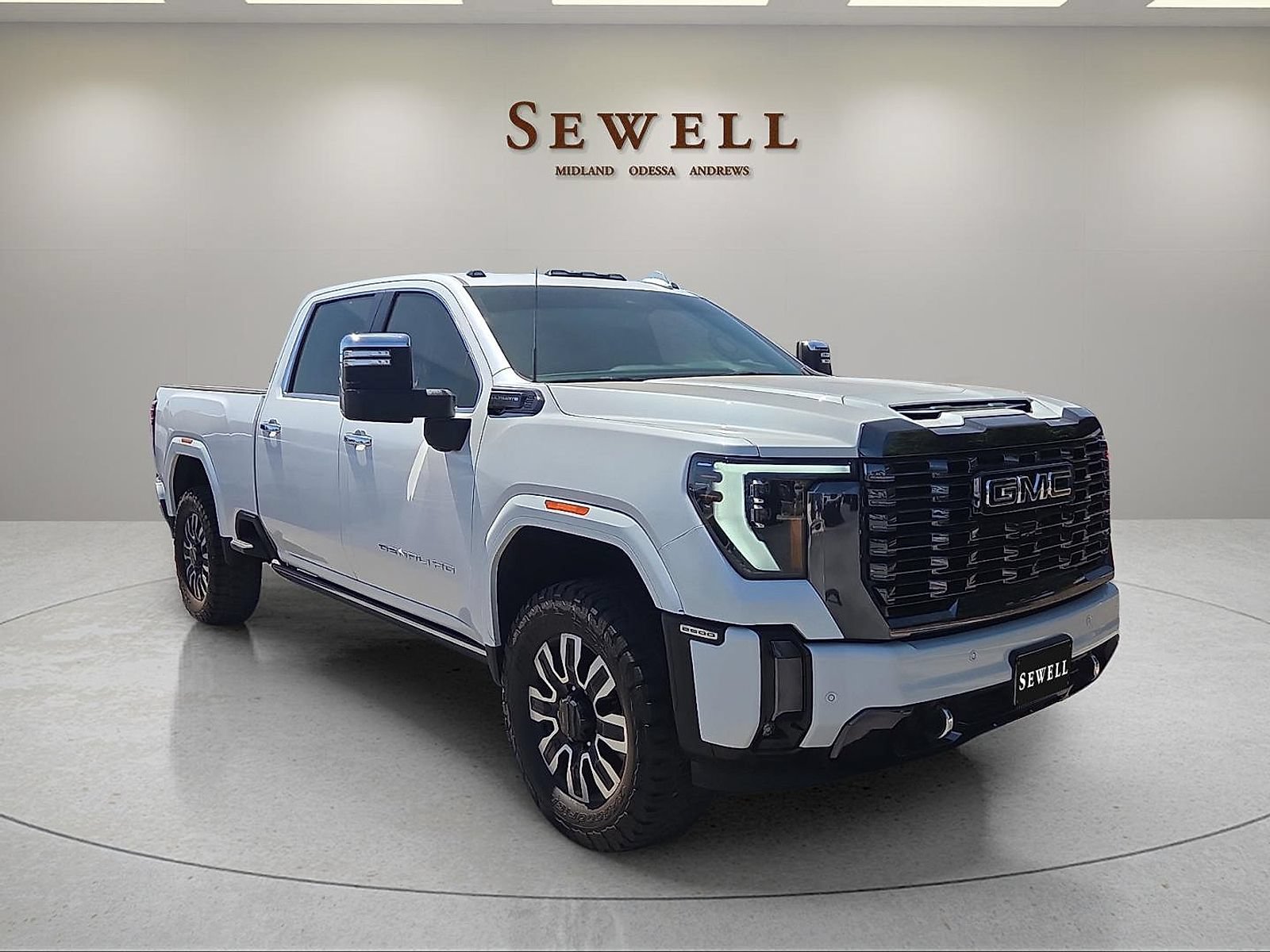 Used 2024 GMC Sierra 2500 Denali Ultimate AWD/4WD image 6