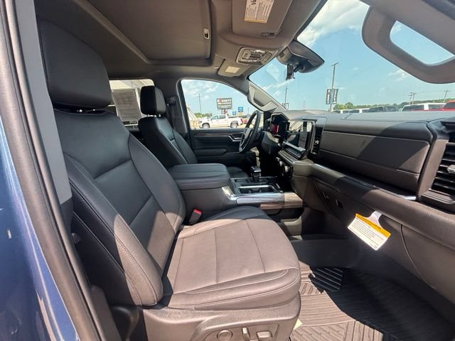 Used 2024 Chevrolet Silverado 1500 LTZ w/ Technology Package AWD/4WD image 16