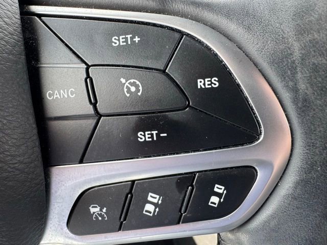 Used 2018 Chrysler 300 C w/ Safetytec Plus Group image 17