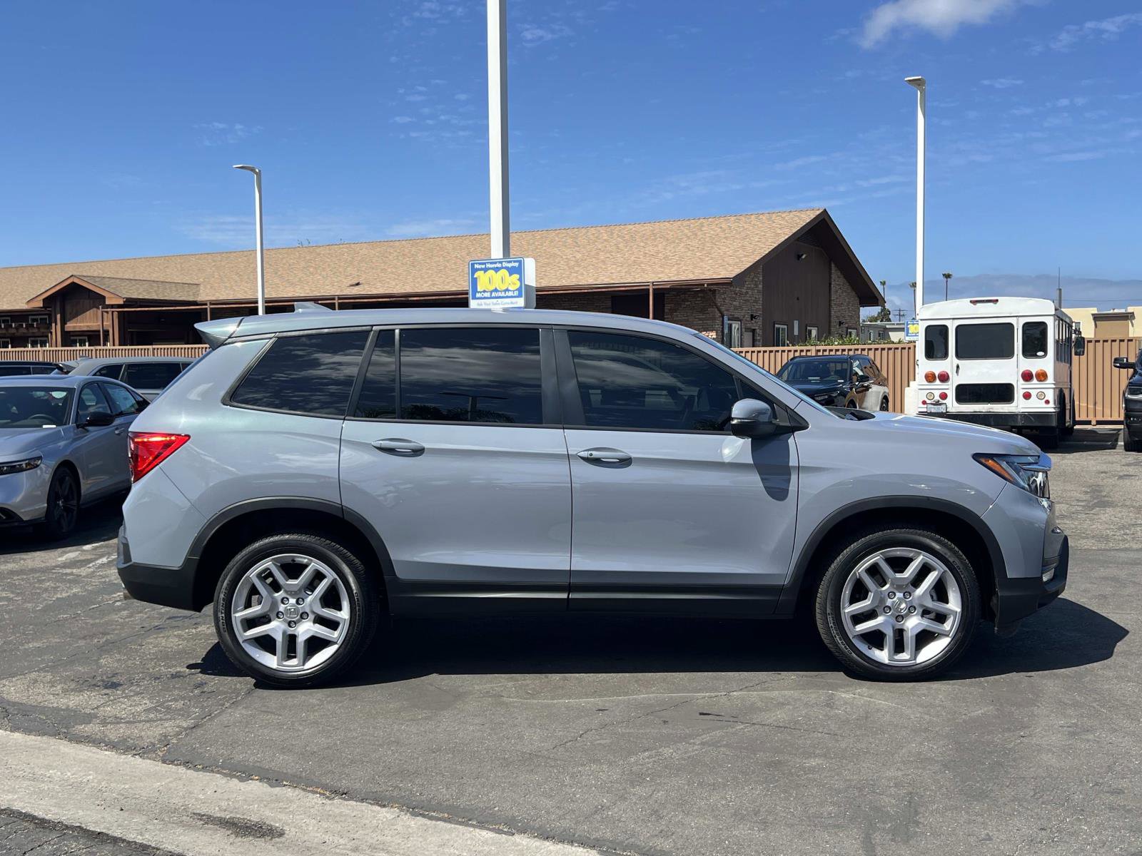 Certified 2025 Honda Passport EX-L image 27