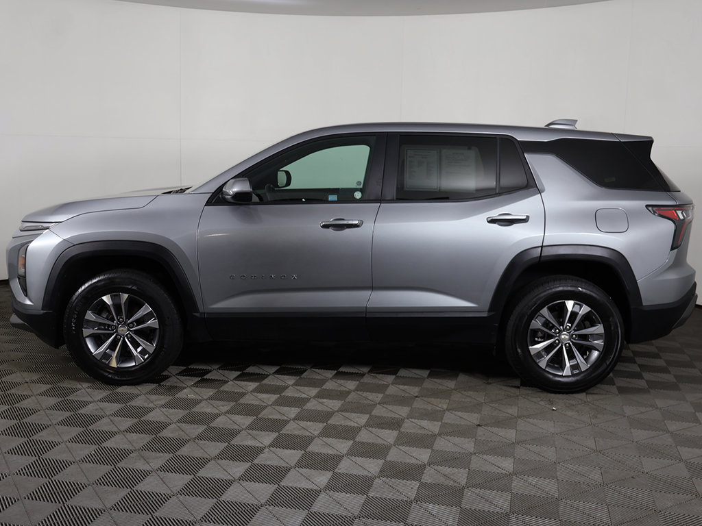 Used 2026 Chevrolet Equinox LT FWD image 18