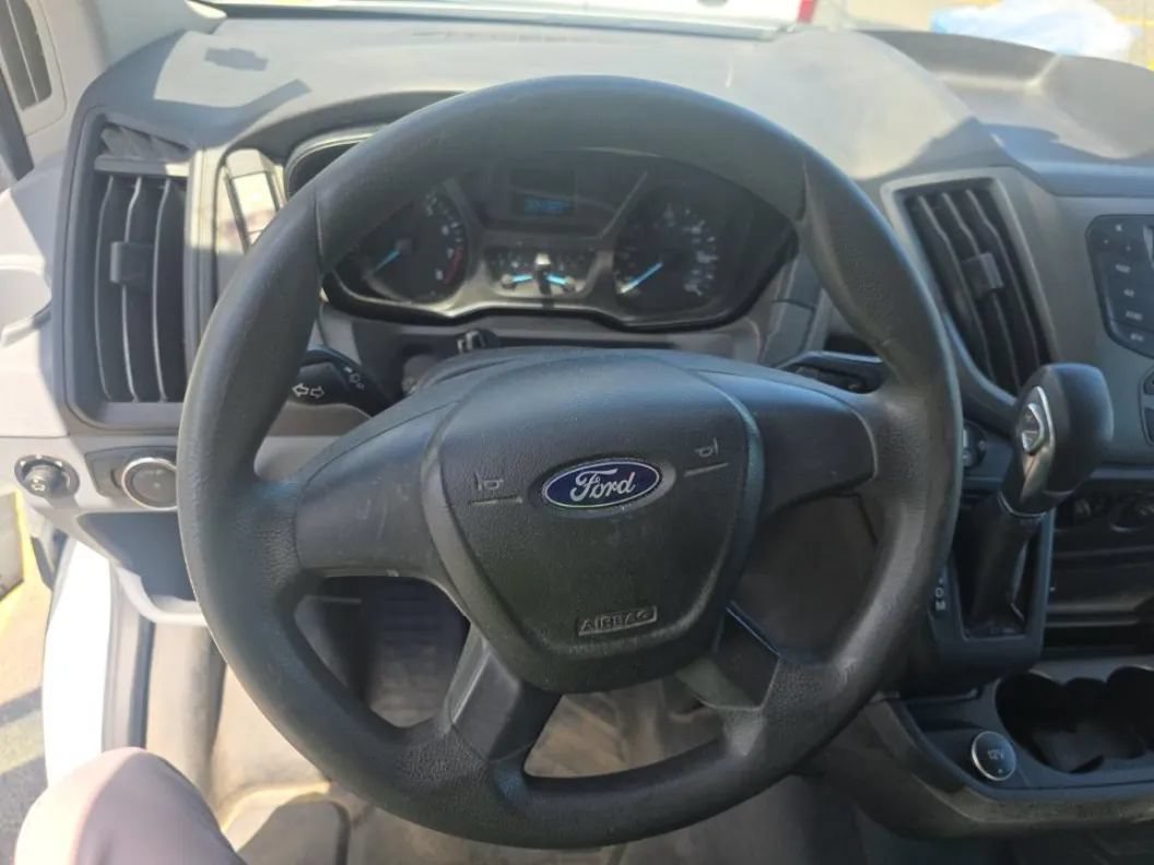 Used 2018 Ford Transit 350 XL RWD image 8