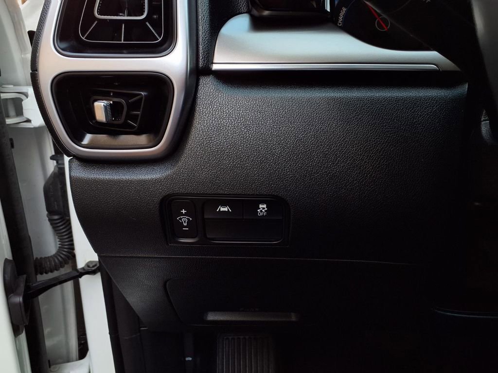 Used 2022 Kia Sorento S image 13