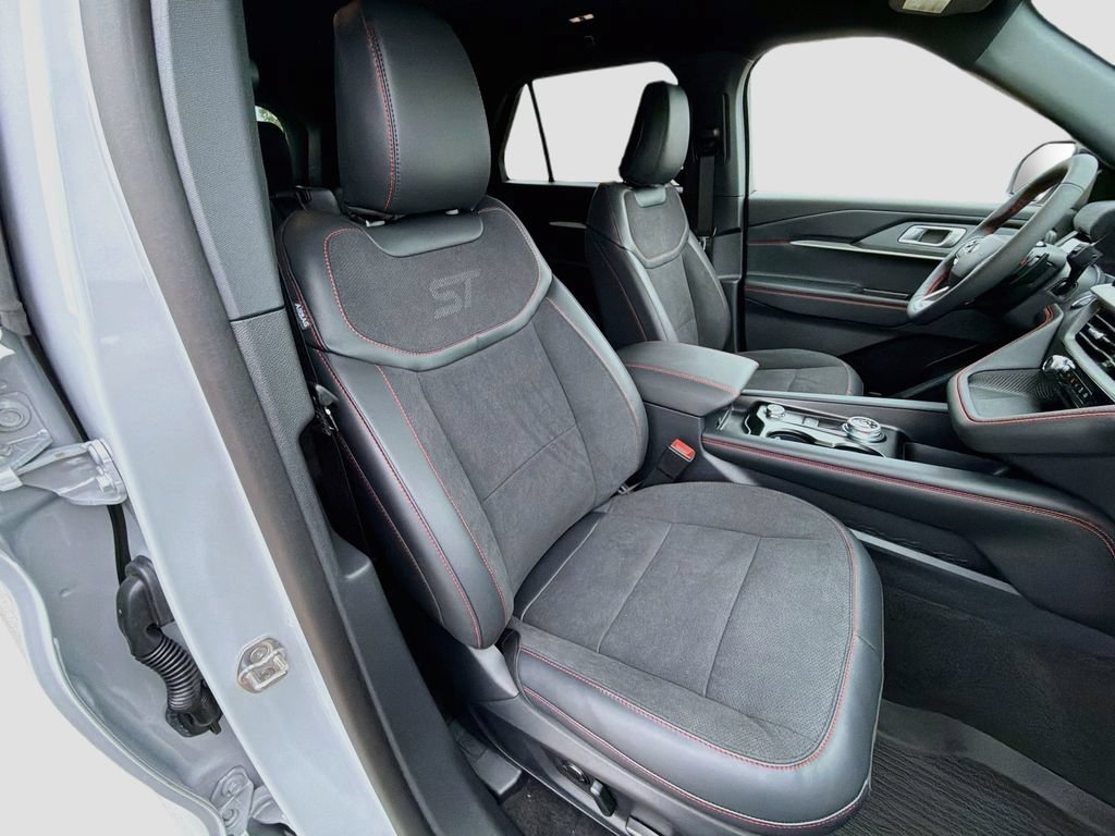 New 2026 Ford Explorer ST AWD/4WD image 31