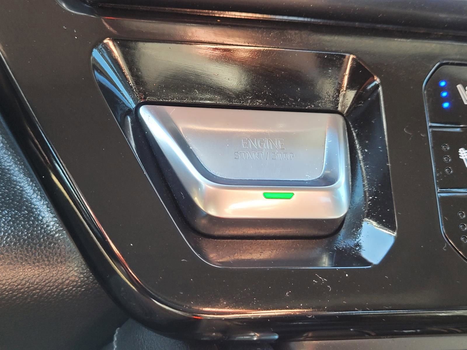 Used 2022 GMC Sierra 1500 Denali image 27