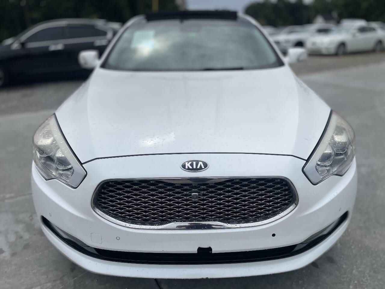 Used 2016 Kia K900 Luxury RWD image 2