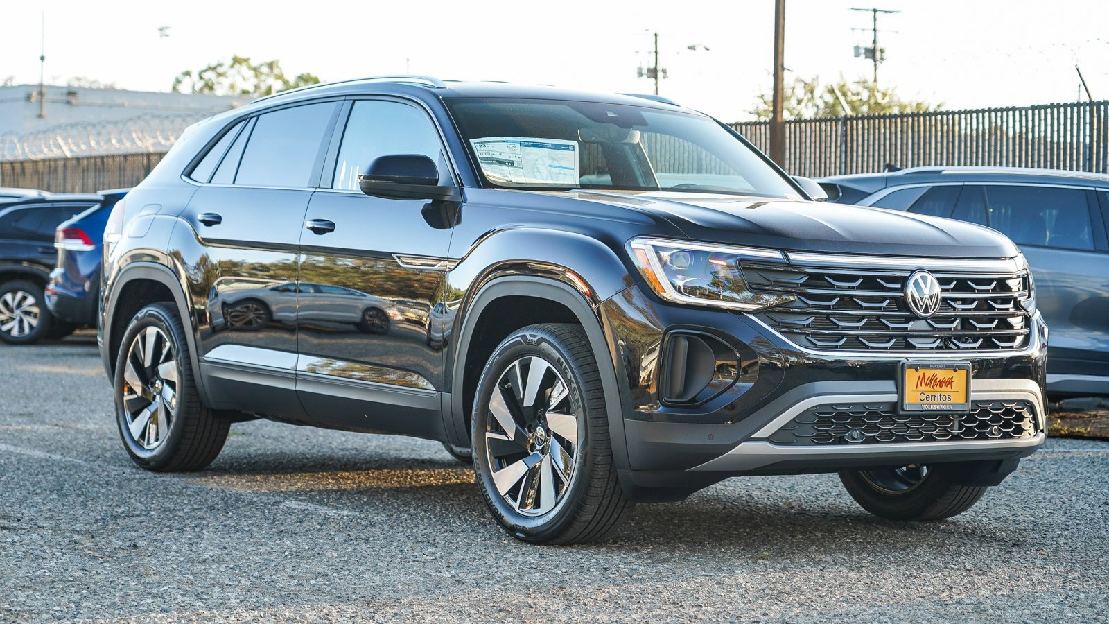 New 2026 Volkswagen Atlas Cross Sport SE image 5