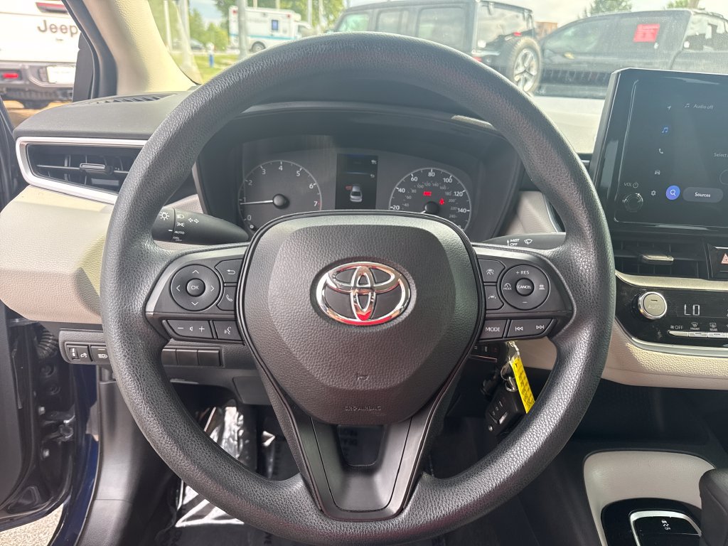 Used 2024 Toyota Corolla LE FWD image 16