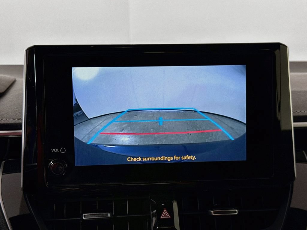 Used 2025 Toyota Corolla XSE FWD image 16