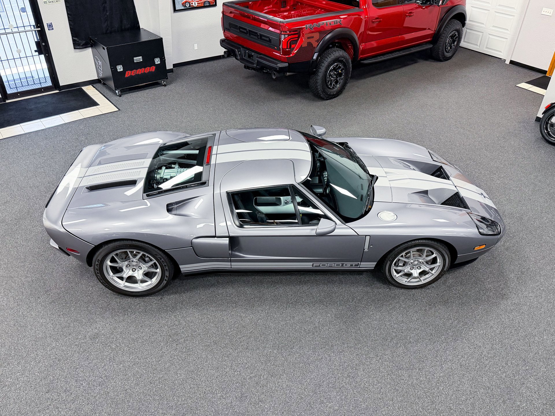 Used 2006 Ford GT image 7