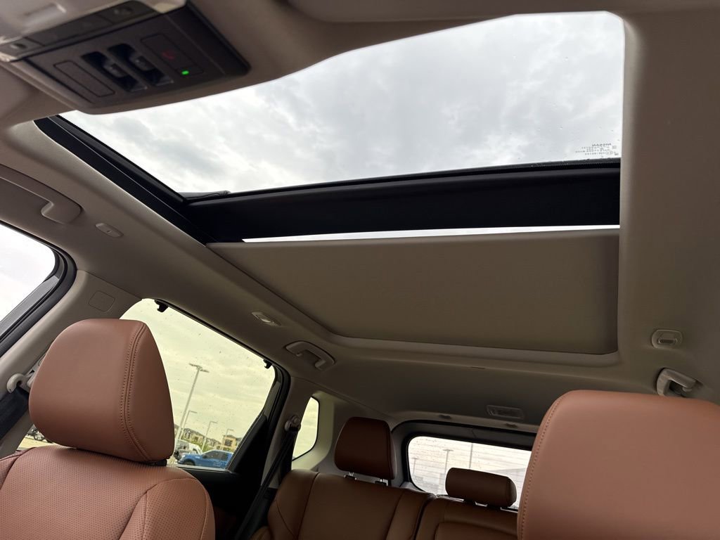 New 2026 Nissan Rogue Platinum image 22