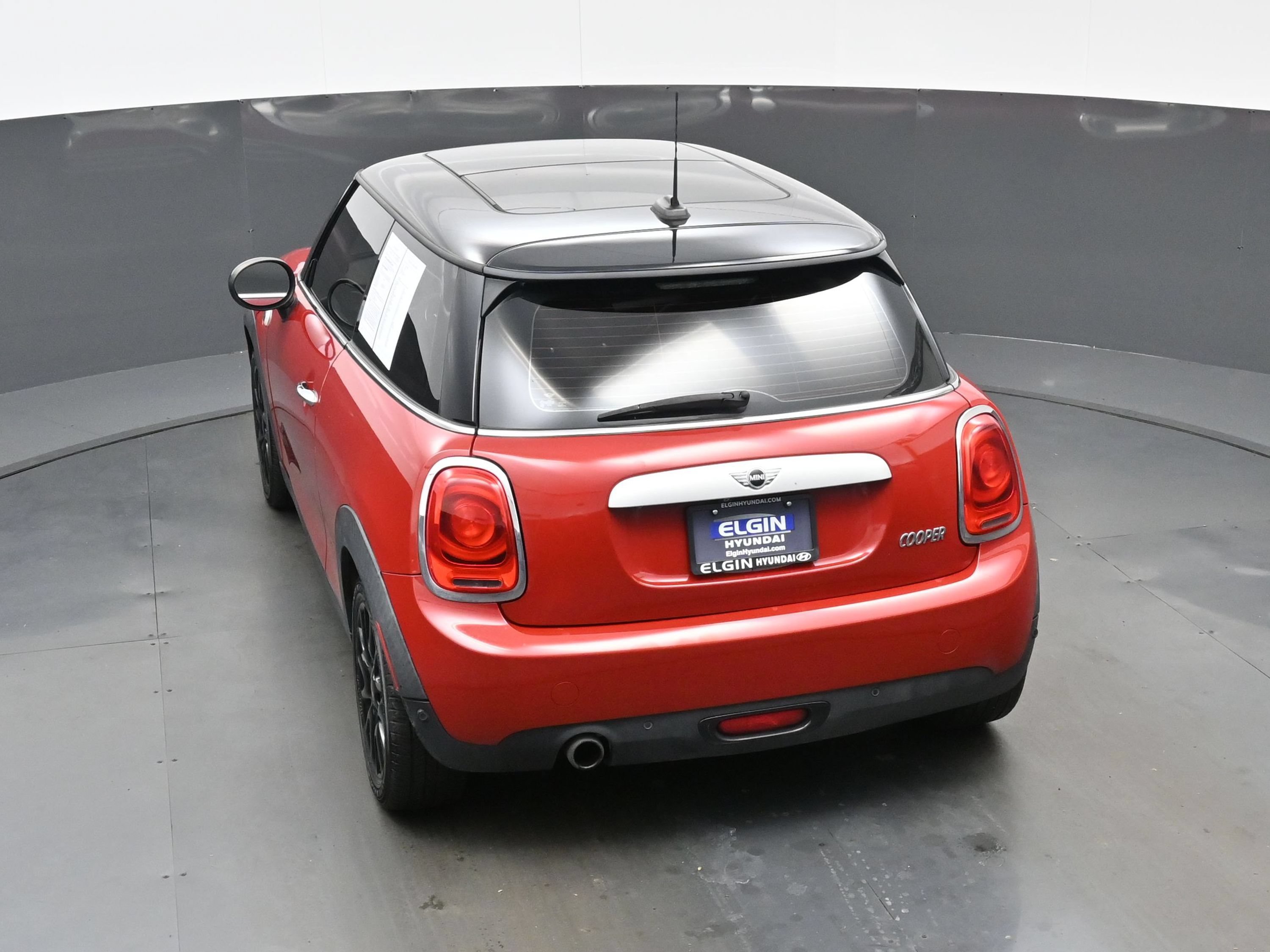 Used 2015 MINI Cooper 2-Door Hardtop FWD image 34
