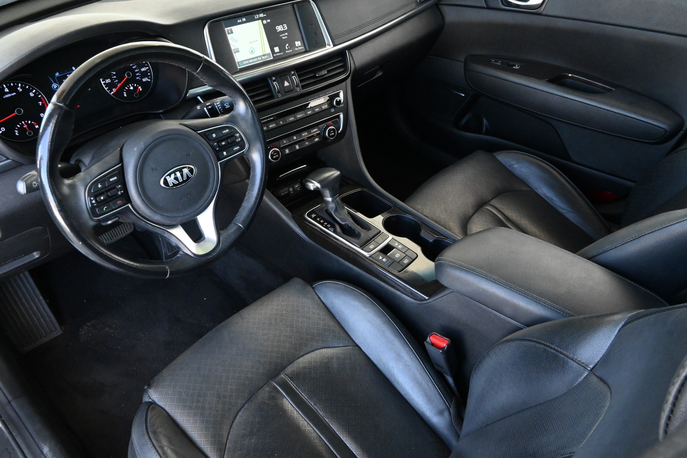 Used 2018 Kia Optima EX w/ Technology Package FWD image 13