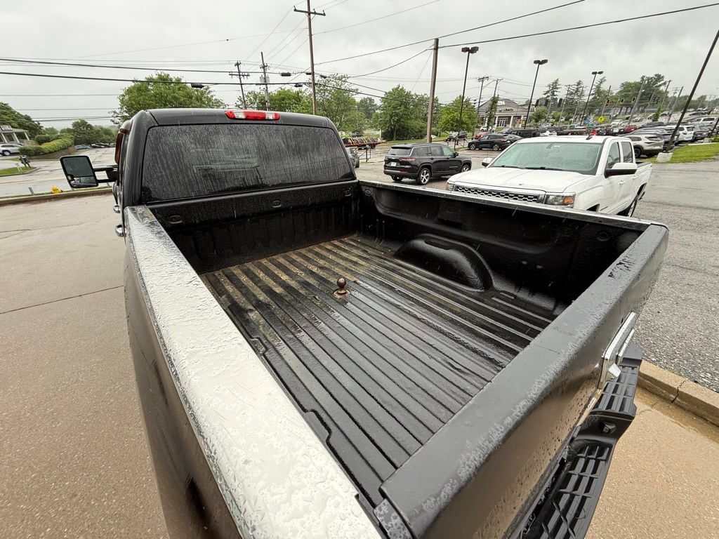 Used 2012 Chevrolet Silverado 2500 LTZ w/ LTZ Plus Package AWD/4WD image 8