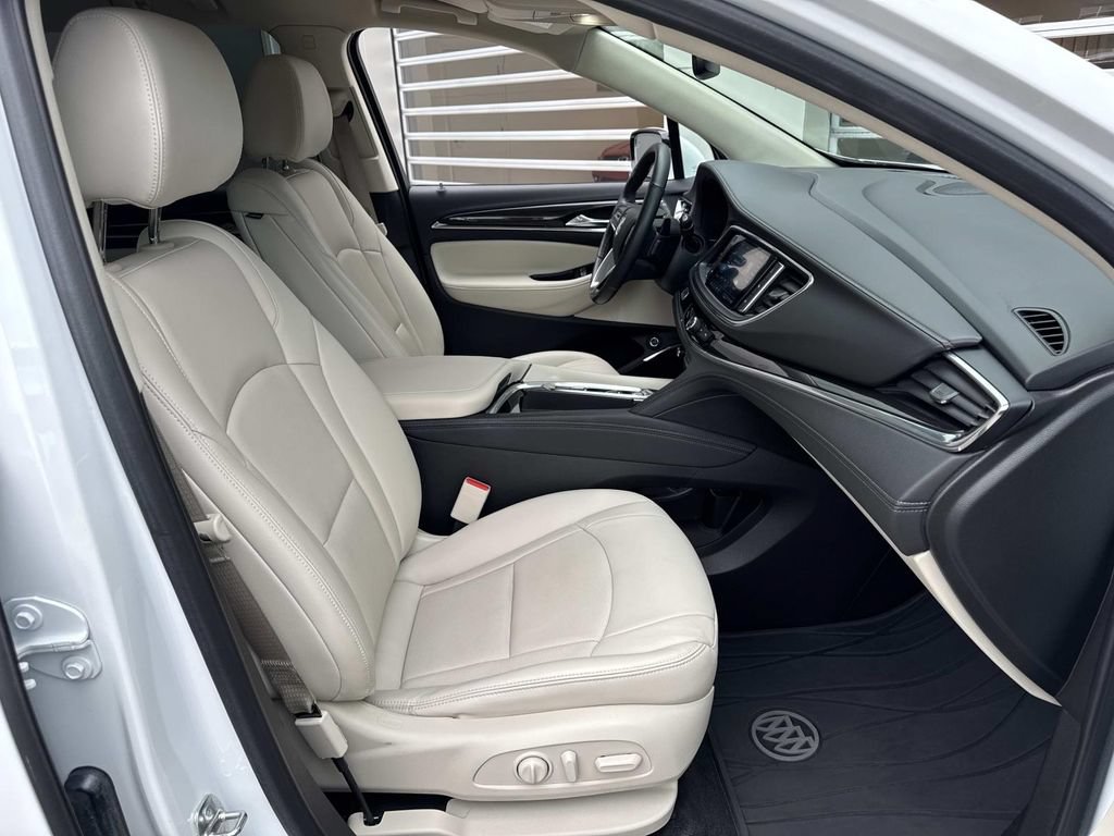 Used 2023 Buick Enclave Essence w/ Trailering Package, 5000 lbs. FWD image 9