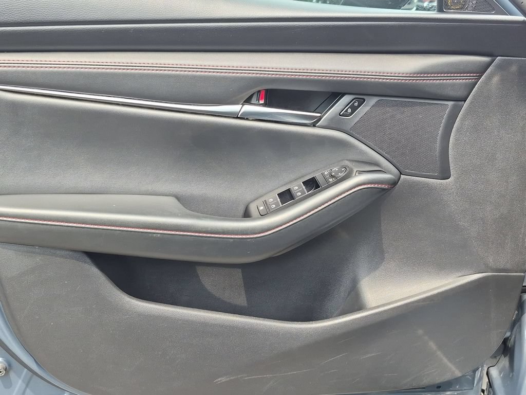 Used 2025 MAZDA MAZDA3 s AWD/4WD image 11