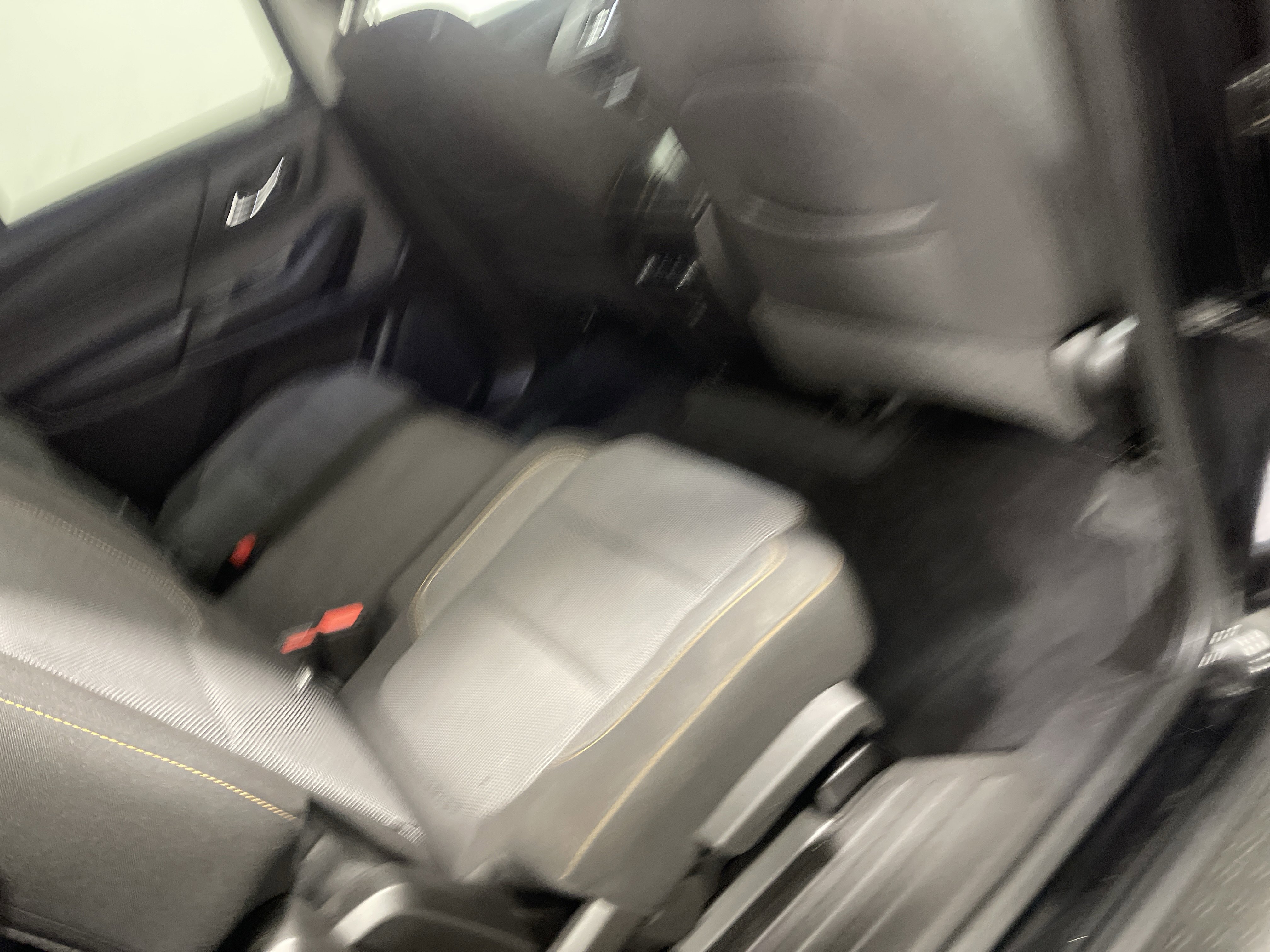 Used 2021 Chevrolet Traverse LS AWD/4WD image 22