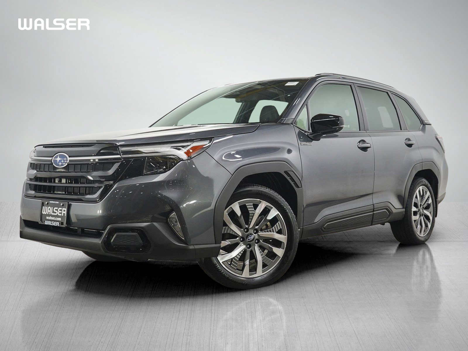 Used 2025 Subaru Forester Touring w/ Touring Package AWD/4WD image 1
