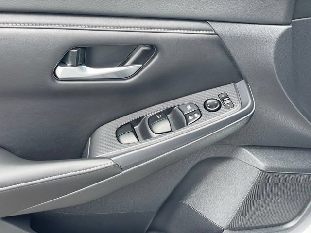 Certified 2023 Nissan Sentra S FWD image 11