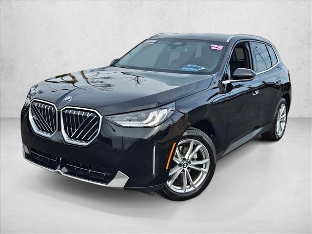Used 2025 BMW X3 xDrive30i w/ Premium Package image 1