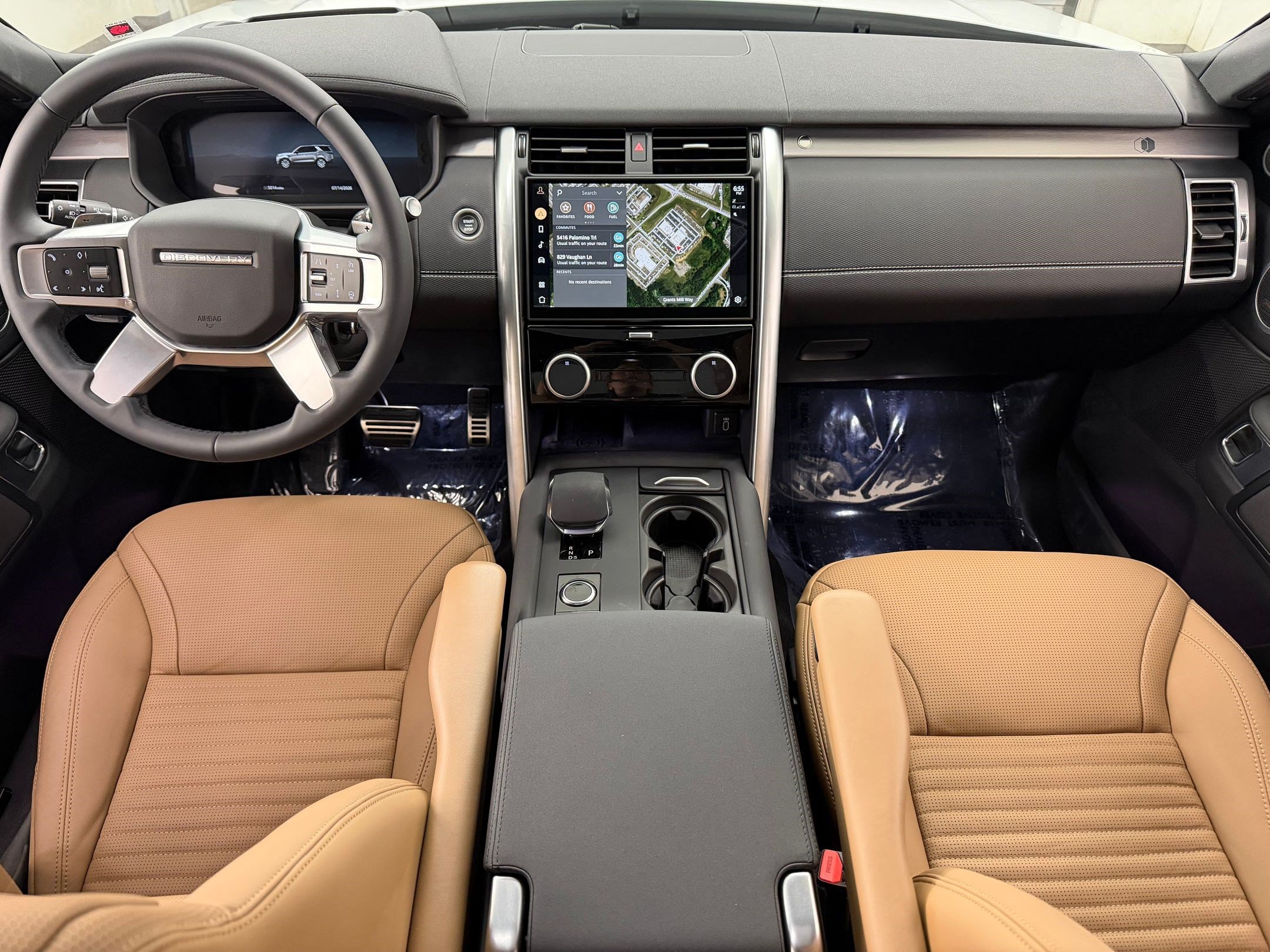 New 2026 Land Rover Discovery Limited Edition AWD/4WD image 15