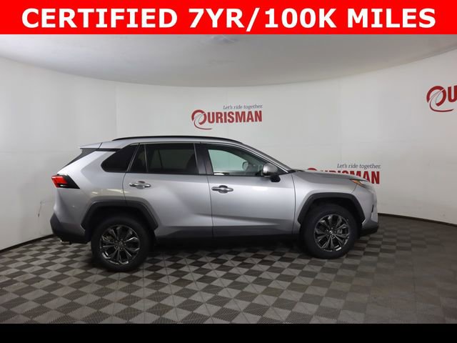 Used 2022 Toyota RAV4 Limited image 10