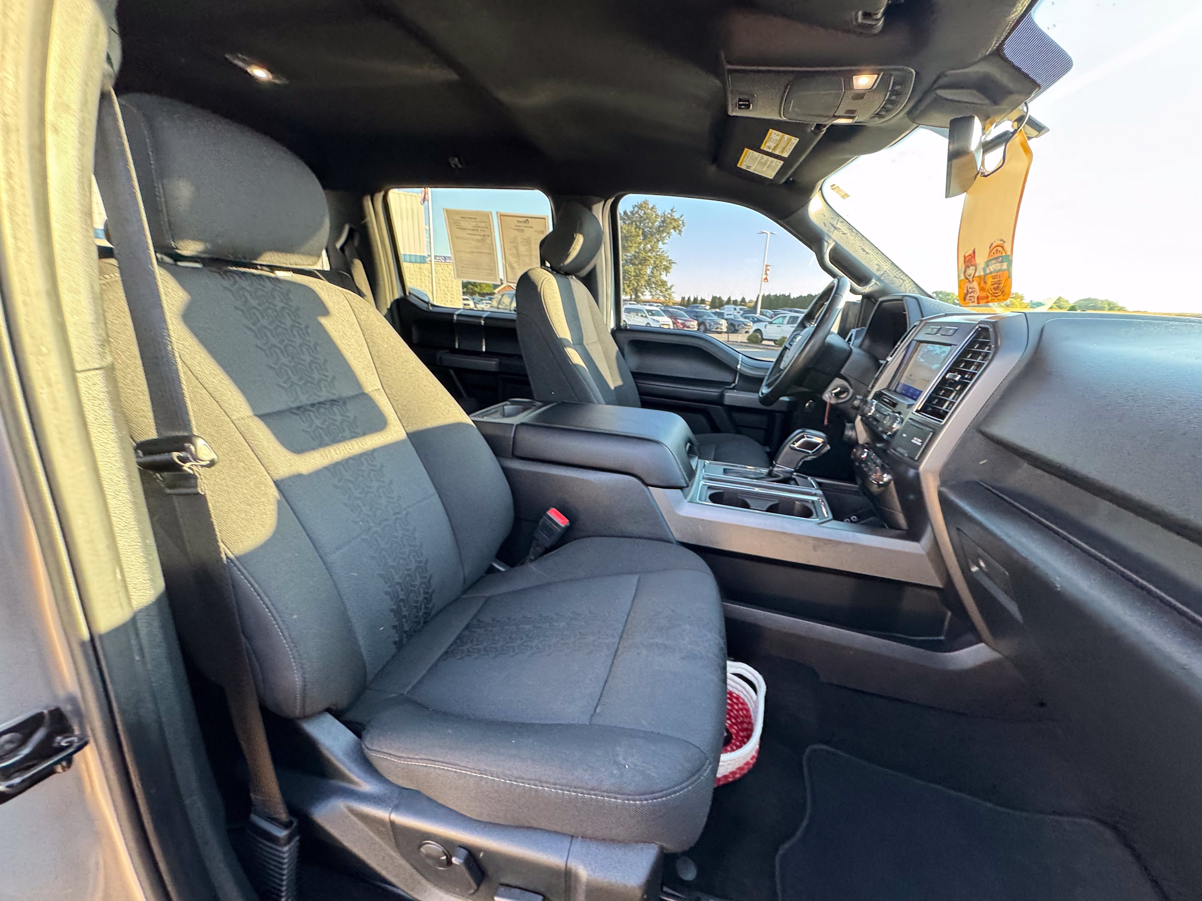 Certified 2019 Ford F150 XLT w/ Equipment Group 302A Luxury AWD/4WD image 30