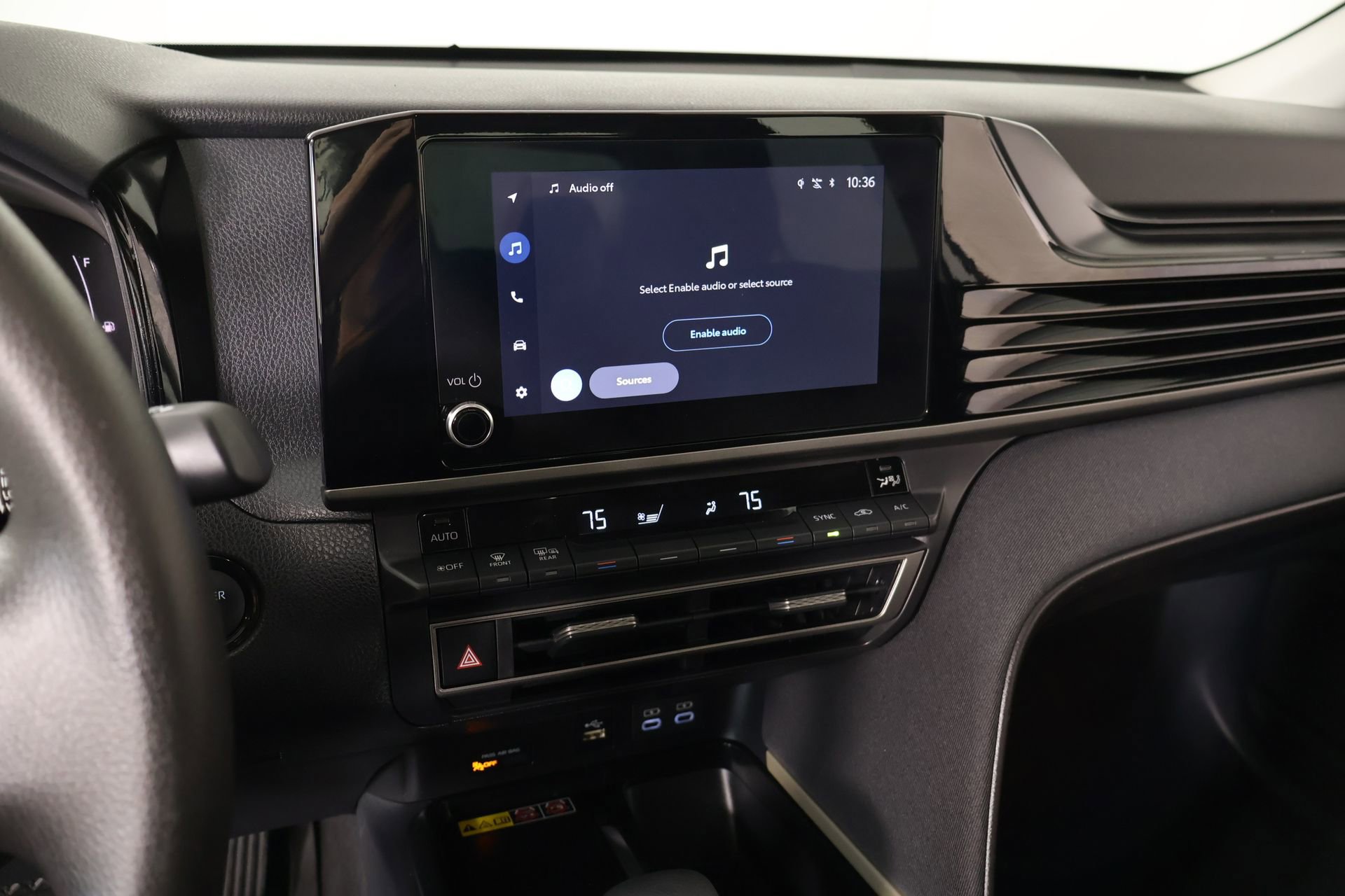 Used 2025 Toyota Camry LE w/ Convenience Package FWD image 5