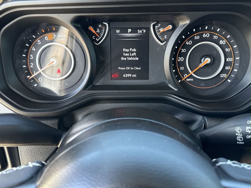 Used 2025 Jeep Wrangler Sport S image 24