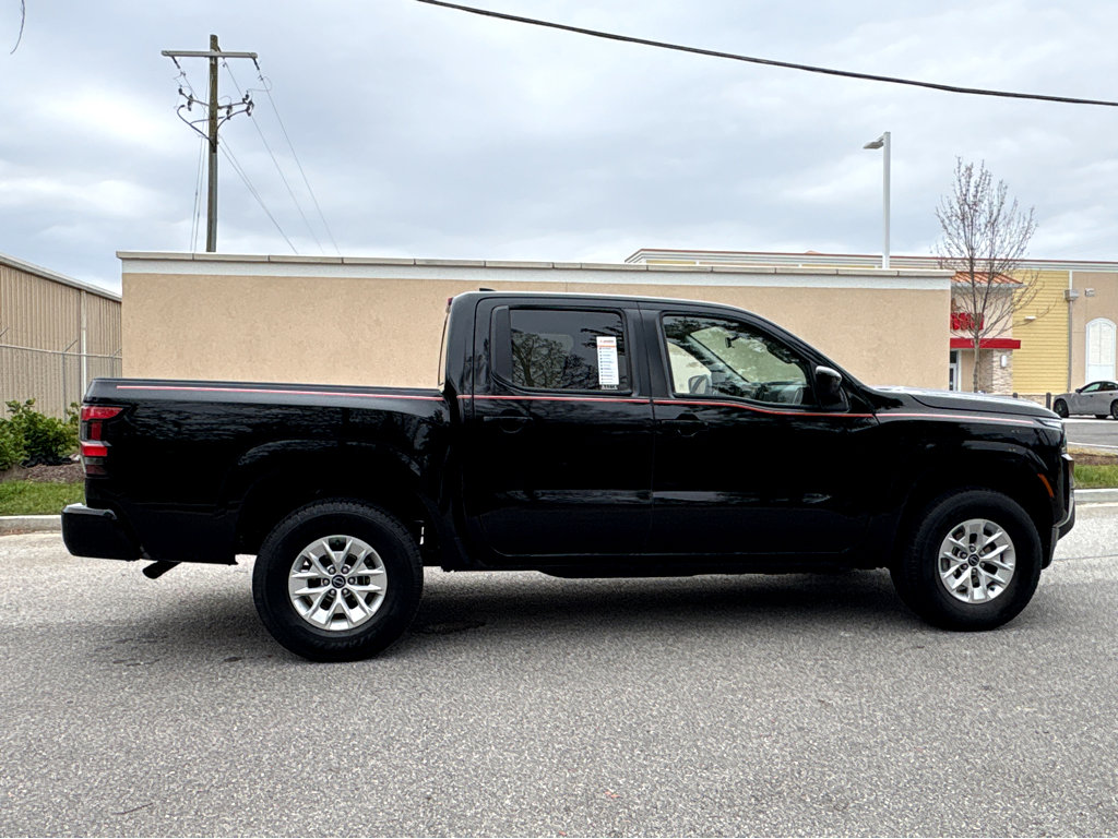Certified 2024 Nissan Frontier SV image 24